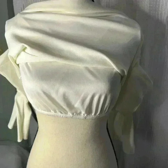 Boston Proper Women’s M Heavy Ivory Cold Shoulder V Neck Dressy Lined Tunic Top - Picture 6 of 10